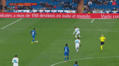 太阳报：穆德里克因宝马车违规贴膜被吊销驾照，罚款199镑