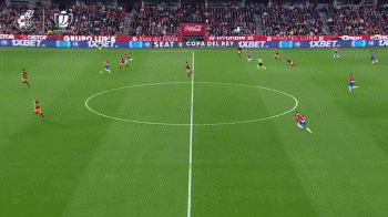 曼城替补席依然豪华